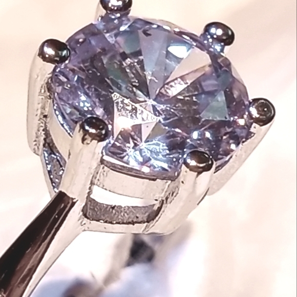 Large white sapphire in sterling. - Picture 9 of 10